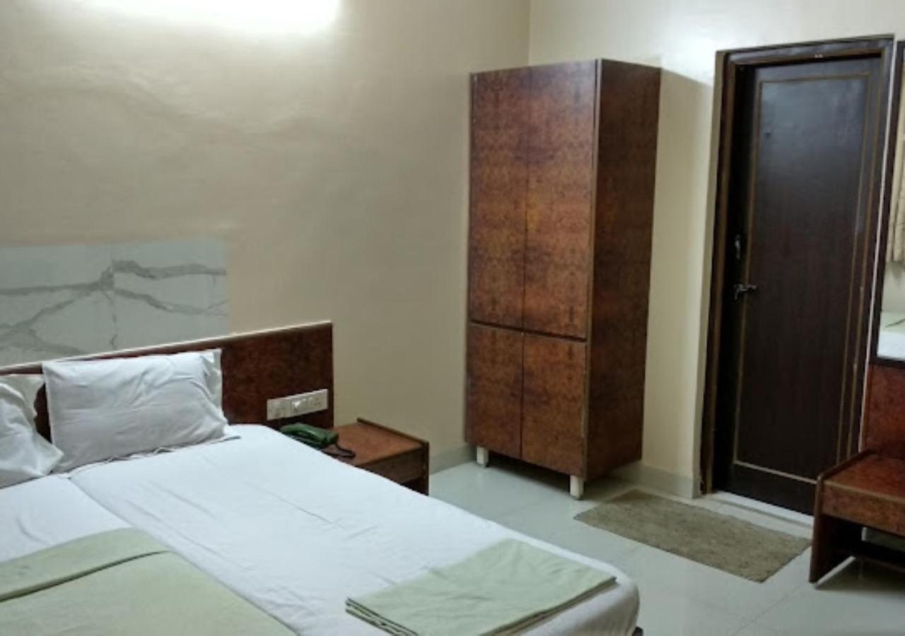 Satkar Shivajinagar 4*